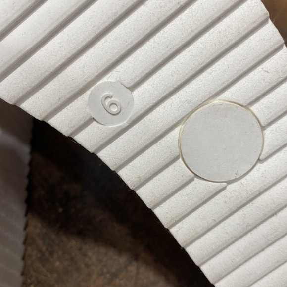 Girls platform sandals sz 6 NWT elastic stretch bands tie dye flat form - Picture 4 of 5